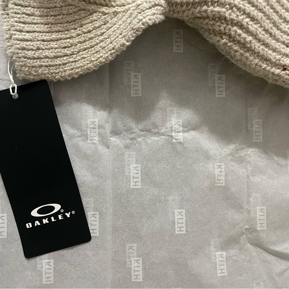 Kith for Oakley Pro ZW Knit Balaclava -Sandrift brand new in hand - Picture 7 of 10